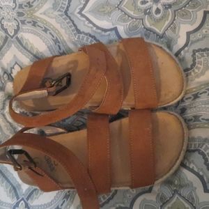 Girls Cute Sandals Size 1